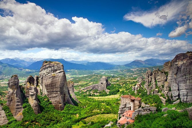 2-Day Delphi and Meteora Tour from Athens - Getting from Athens: pickup, bus comfort, and the real start time