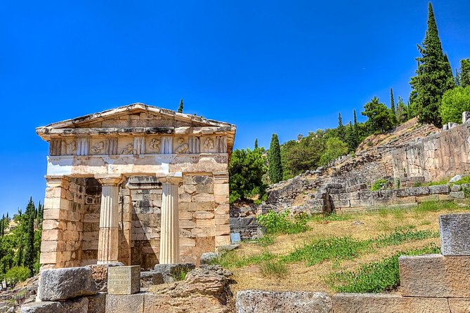 2-Day Delphi and Meteora Tour from Athens - Leonidas at Thermopylae and the icon factory stop