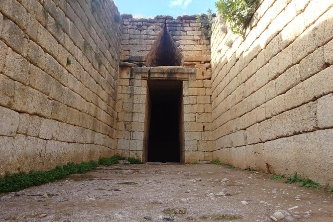 4-Day Classical Greece Tour: Epidaurus, Mycenae, Olympia, Delphi, Meteora - Hotels, meals, and the dress code reality check