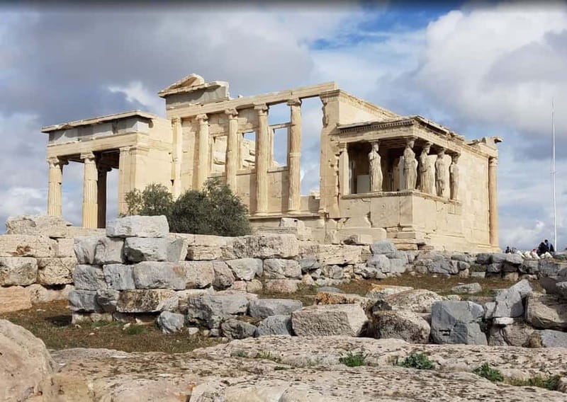 Athens: Acropolis and Parthenon Guided Walking Tour - Pace, headphones, and how the tour handles crowds