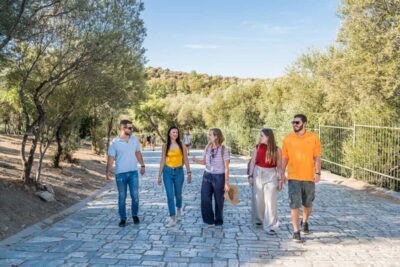 Athens: Acropolis Tour with Licensed Guide - Where you start, and what you’ll do before the climb