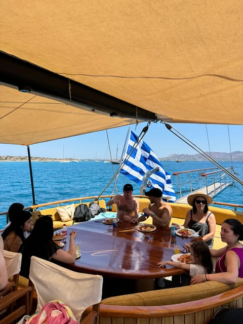 Athens: Agistri, Metopi & Aegina Cruise with Meals & Drinks - Lunch, Wine, Beer: how the buffet fits the cruise