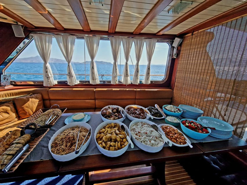 Athens: Agistri, Metopi & Aegina Cruise with Meals & Drinks - Sailing Time and the Crew: service that keeps the day moving