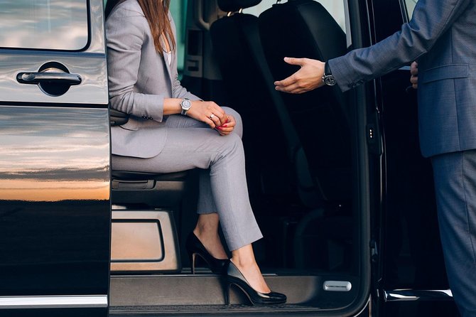 Athens Airport Private Arrival Transfer with Meet & Greet - The ride time reality: 45 minutes on paper, traffic in real life