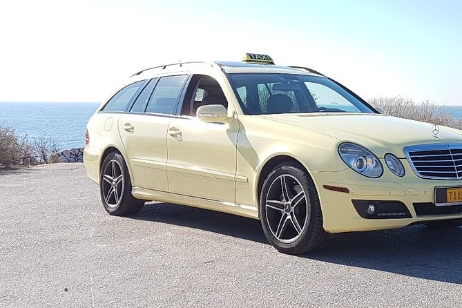 Athens Airport Private Transfer by Mercedes-Benz E Class Wagon to City Center - How long it takes (and why traffic and landing timing can change it)