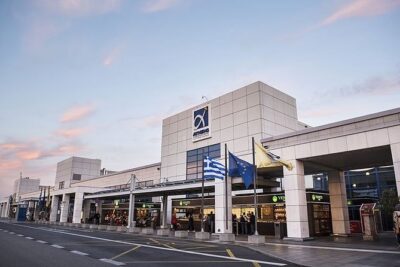 Athens AirPort To Athens Hotels Luxury Private Transfer Service - Mercedes comfort: what you get in the vehicle