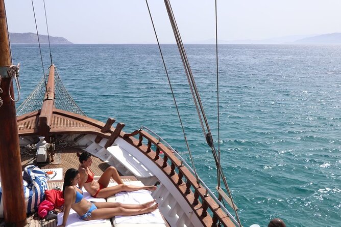 Athens: All Day Cruise to Agistri Moni Aegina with Lunch & Drinks - Aegina, the pistachio island: markets, Apollon Temple, and a final swim