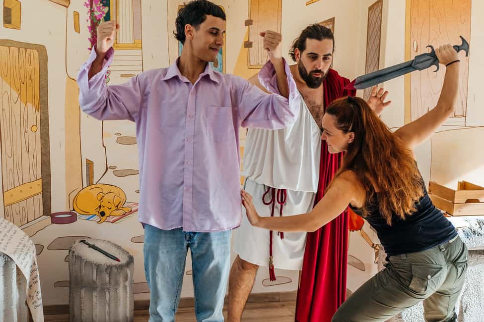 Athens: Ancient Greek Murder Mystery Experience - Who This Murder Mystery Fits Best (Families, Solo Visitors, and History Fans)