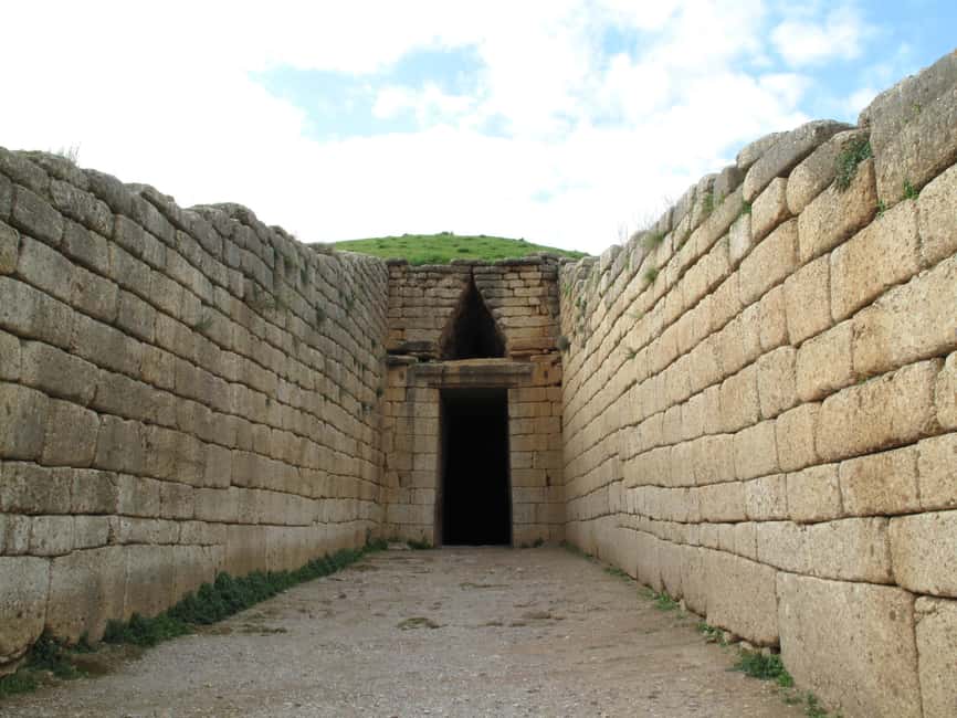 Athens: Corinth Canal, Mycenae and Nafplio Day Tour - Mycenae: Lions Gate and the Tomb of Agamemnon in one guided hit