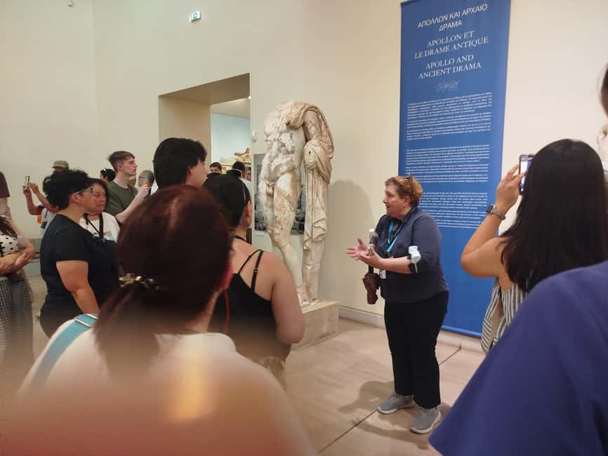 Athens: Delphi and Arachova Day Trip with Guide - The guide experience: why the sound system and storytelling matter