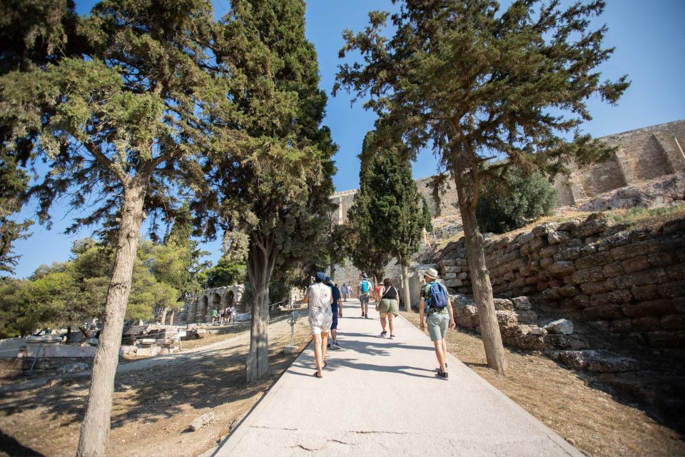 Athens: Early Morning Guided Tour to Acropolis and Museum - Parthenon and Erechtheion: What to look for in the 30-minute centerpiece