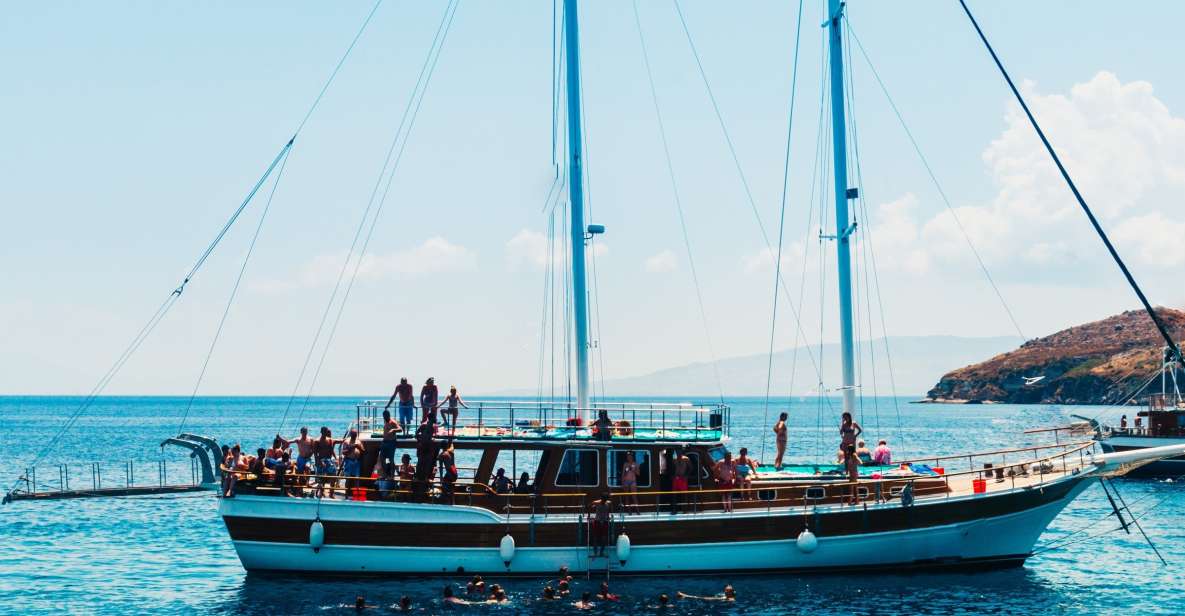 Athens: Full-Day Island Hopping Cruise with Lunch & Transfer - Getting to the pier: the transfer part is the secret sauce