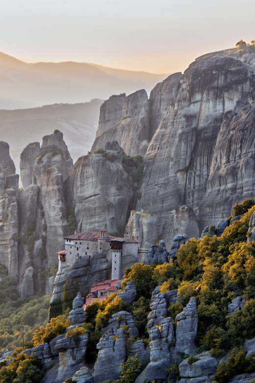 Athens: Meteora Day Trip with Audio Guide and Lunch Option - Lunch, guide energy, and the small details that make it feel smooth