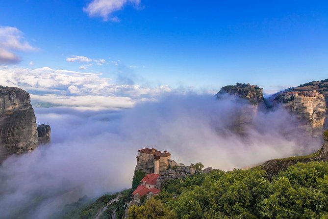 Athens: Meteora Monasteries, Caves & Coastal Stopovers with Lunch - Meteora itself: why it feels unreal in person