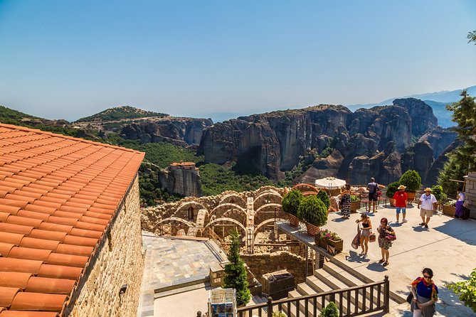 Athens: Meteora Monasteries, Hermit Caves Tour with Pickup - Varlaam monastery and the rope-hauling story