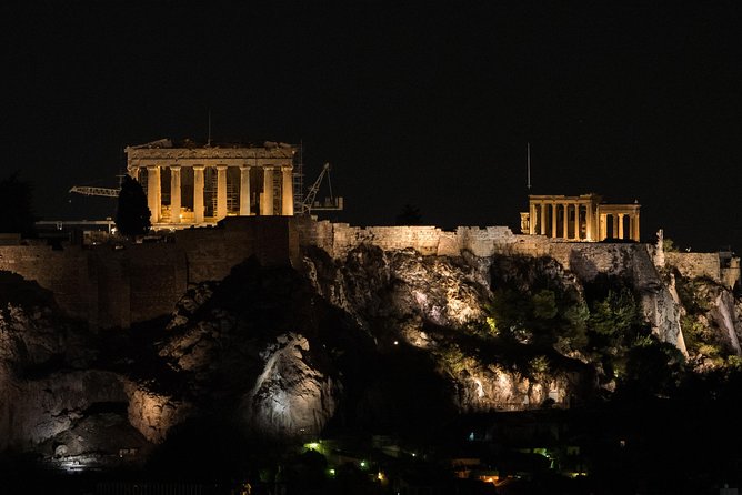 Athens Night Sightseeing Tour with Greek Dinner Show - Food, choices, and drinks: included dinner with a few limits