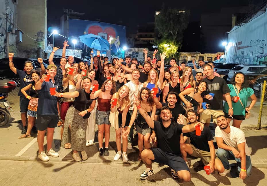 Athens Party Pub Crawl with Unlimited Drinks & Club Access - Unlimited drinks for 1 hour: how to get real value