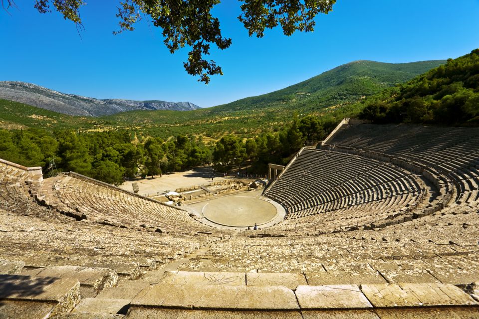 Athens: Peloponnese Highlights Day Trip and V.R. Audio Guide - Price and logistics: good value if you like a structured day