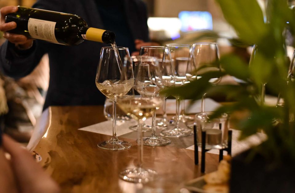 Athens: Premium Food and Wine Tasting Tour in the evening - Group Size, Pace, and What It Feels Like to Walk With Up to 8