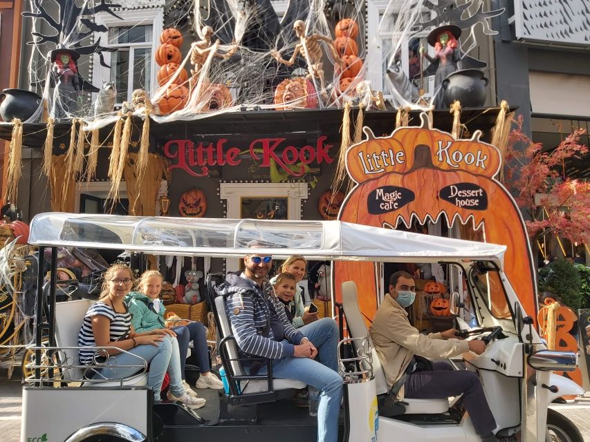 Athens: Private 3-Hour City Tour on Eco-Friendly Tuk Tuk - Mount Lycabettus: The 360-View Moment (and the Climb)