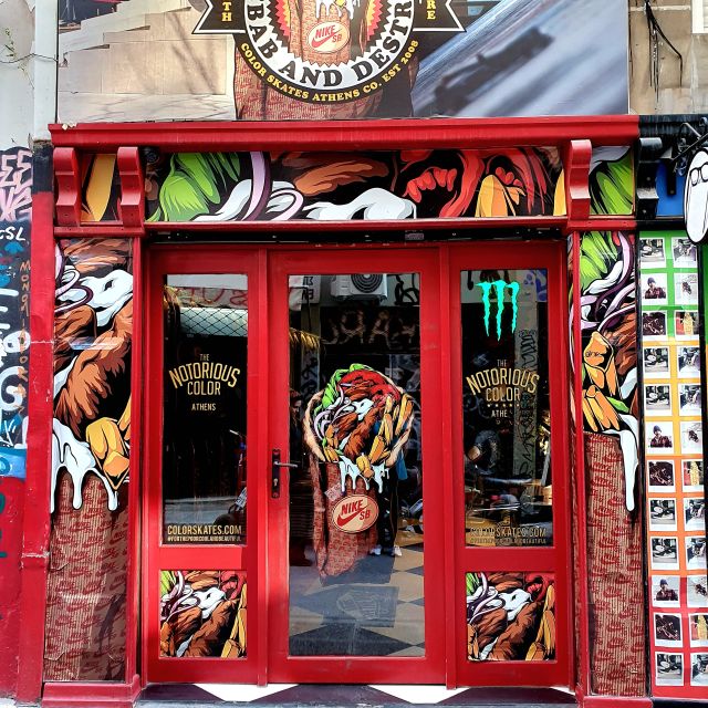 Athens: Street Food Tasting Tour - The first stop: cheese pie or spanakopita (and why it matters)