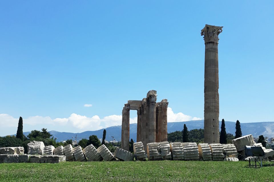 Athens: Temple of Olympian Zeus Ticket and Audio Tour - How the app works on your phone (and what to bring)