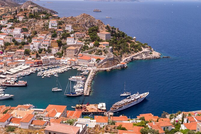 Athens Three-Island Cruise: Hydra, Poros & Aegina w/Lunch Incl - Poros Port: the quick shoreline break between bigger stops