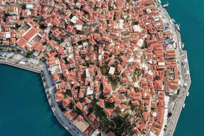 Athens Three-Island Cruise: Hydra, Poros & Aegina w/Lunch Incl - Lunch onboard: what’s included, what it means for your budget, and how to handle the lines