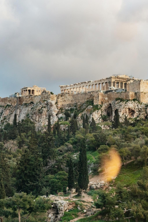 Athens: Wine Tasting with a Sommelier under the Acropolis - What it feels like to learn tasting skills, not just drink wine