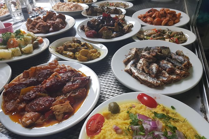 Best Food Tasting Tour of Athens, taste 18+ iconic Greek foods! - Koulouri and Bougatza: The Tour’s Best Opening Act