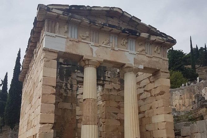 Delphi Guided Small Group Day Tour from Athens - Athens pickup: early starts, multiple stops, and van-time reality