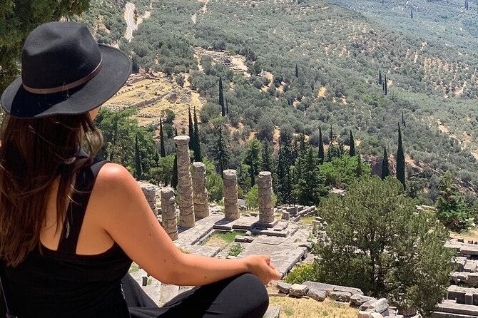 Delphi Guided Small Group Day Tour from Athens - Mount Parnassus and Arachova: the return drive with personality