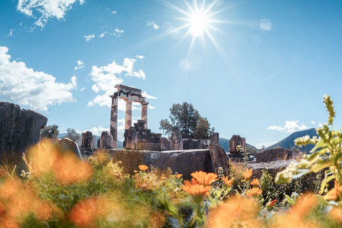 Delphi, Thermopylae, Corycian Cave 300 Spartans Tour - Arachova stop: a quick mountain reset before Delphi