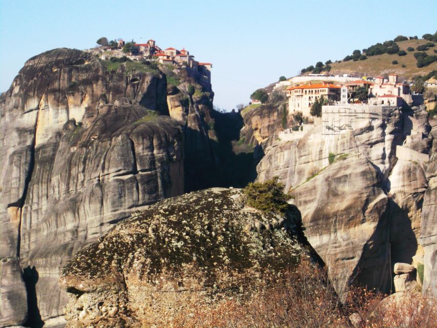 From Athens: Delphi and Meteora 2-Day Tour with Hotel - Kalabaka overnight: the practical win for Meteora day