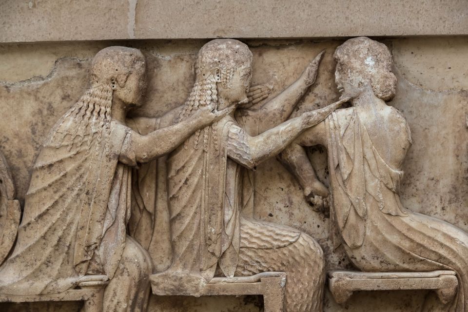 From Athens: Delphi Full Day V.R. Audio Guided Tour - Should You Book This Delphi VR and Audio Day Trip?
