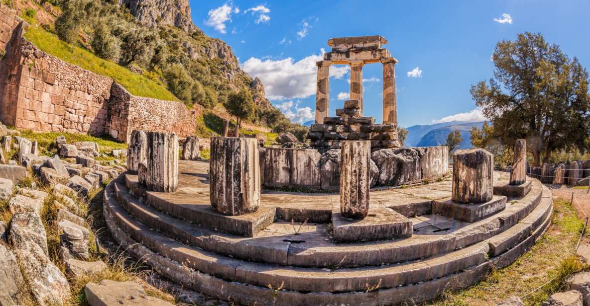 From Athens: Delphi Full Day V.R. Audio Guided Tour - Delphi Archaeological Site: Using Audio and VR on the Ruins