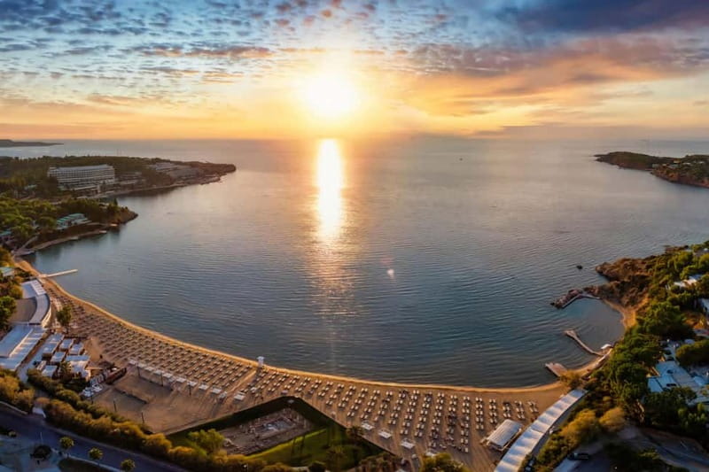 From Athens: Lake Vouliagmeni Spa & Temple of Poseidon Tour - Driver-led storytelling: why the people on the road matter