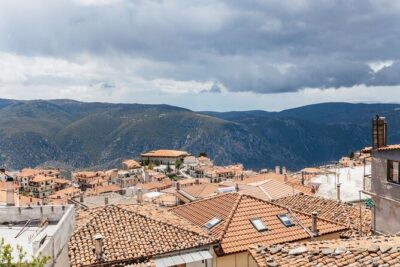 From Athens: Small-Group Delphi, Museum & Arachova Day Trip - Getting to Delphi from Athens Without Losing the Morning