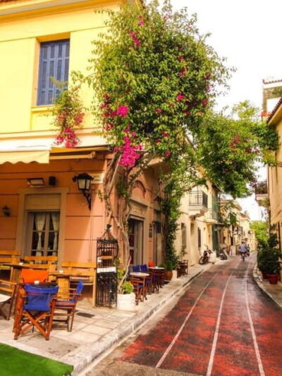 Historic Athens: Small Group Electric Bike Tour - Meeting at Thisseio and getting ready on the bikes