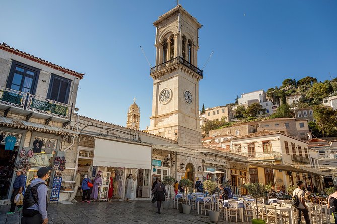 Hydra, Poros and Egina Day Cruise from Athens with Optional VIP Upgrade - Onboard life: lunch, seating reality, and the Greek folklore show