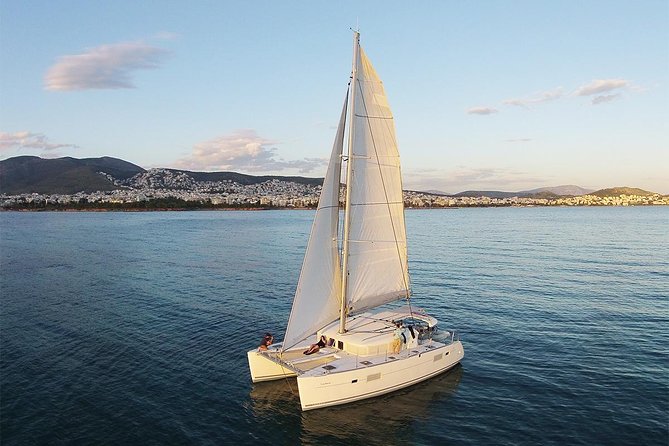 Luxury Catamaran Cruise from Athens with Traditional Greek Meal and BBQ - Open bar with unlimited drinks: the easy way to stay in holiday mode
