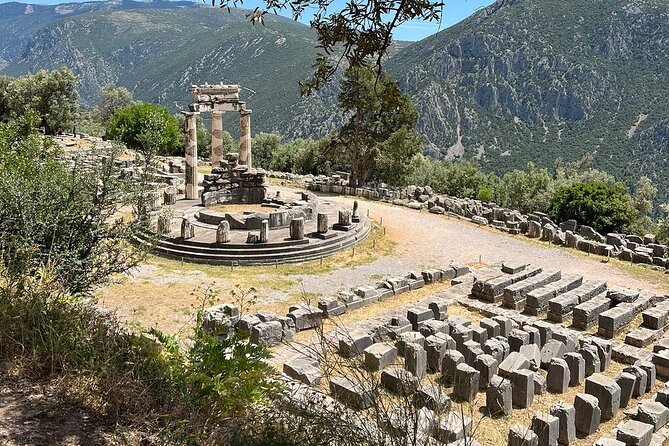 Premium Delphi Day Trip with an Expert Guide, Museum & Lunch - Guide styles: Dionysis, Iris, John the archaeologist, and more