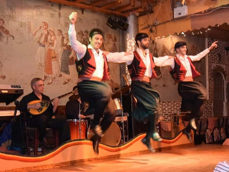 Traditional Greek Show in Plaka with Dinner - Who This Evening Suits Best (and Who Should Skip It)