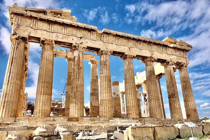 Visit of the Acropolis with an official guide in Spanish - The meeting point and how to set yourself up at 8:30